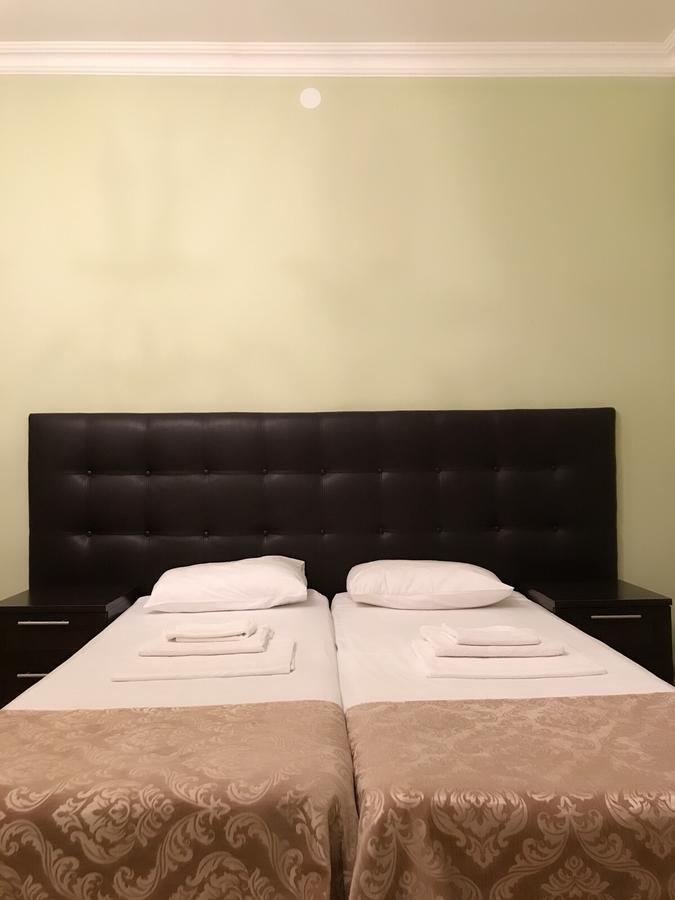 גגרה Hotel Sea מראה חיצוני תמונה